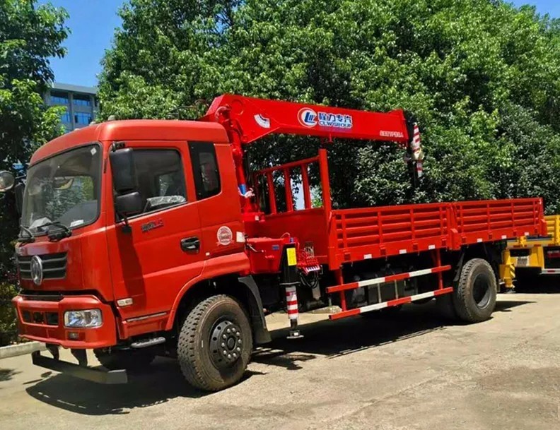 隨車起重設(shè)備，你值得重點關(guān)注的的行業(yè)發(fā)展趨勢