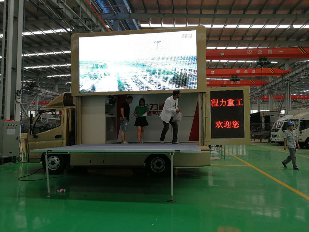 程力重工產(chǎn)品“精工制造、精益求精”——外貿(mào)出口客商不期而至,訂單紛至踏來