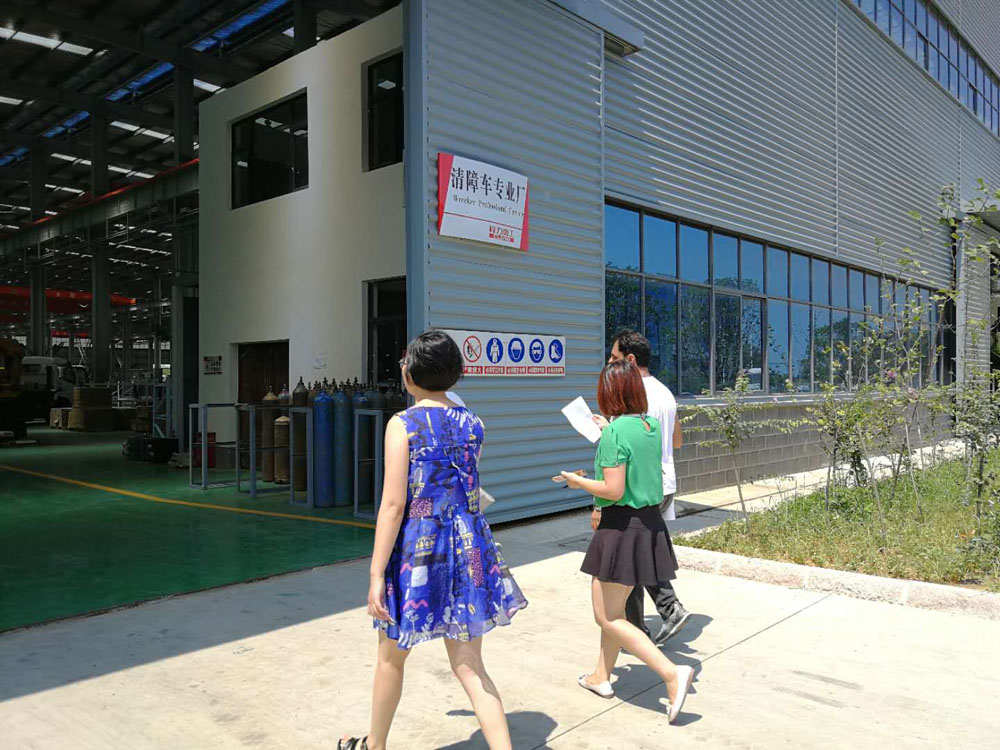 程力重工產(chǎn)品“精工制造、精益求精”——外貿(mào)出口客商不期而至,訂單紛至踏來