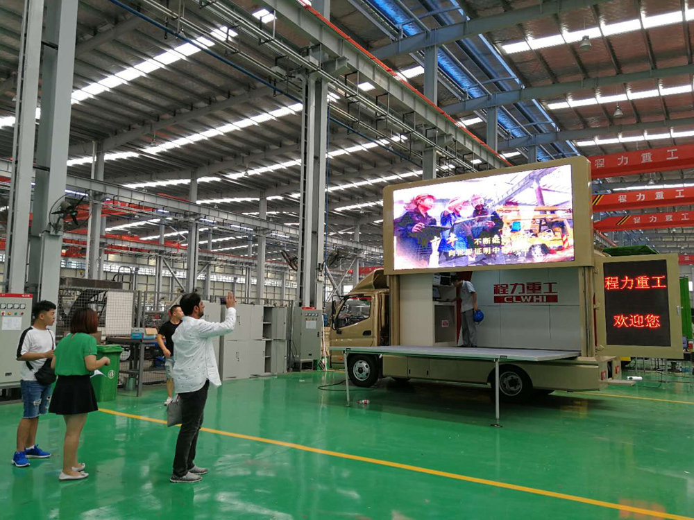 程力重工產(chǎn)品“精工制造、精益求精”——外貿(mào)出口客商不期而至,訂單紛至踏來